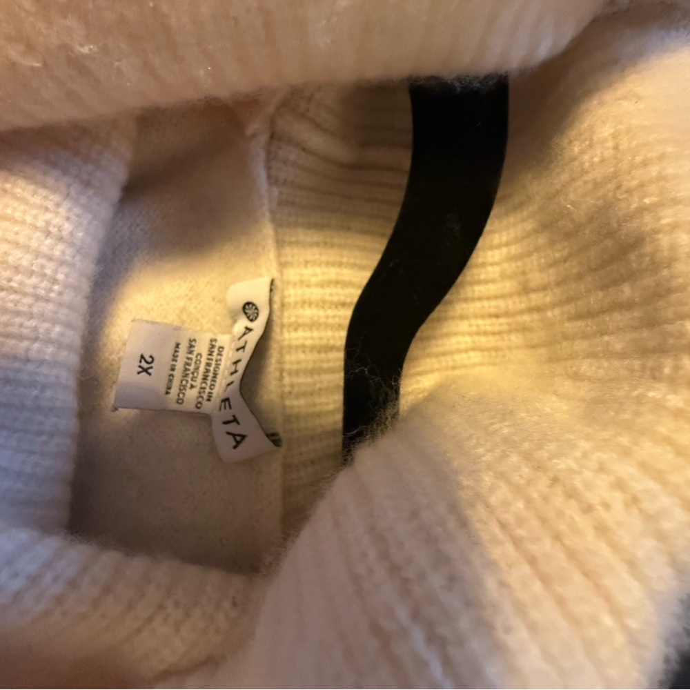 Athleta Alpine Sweater - Picture 4 of 4